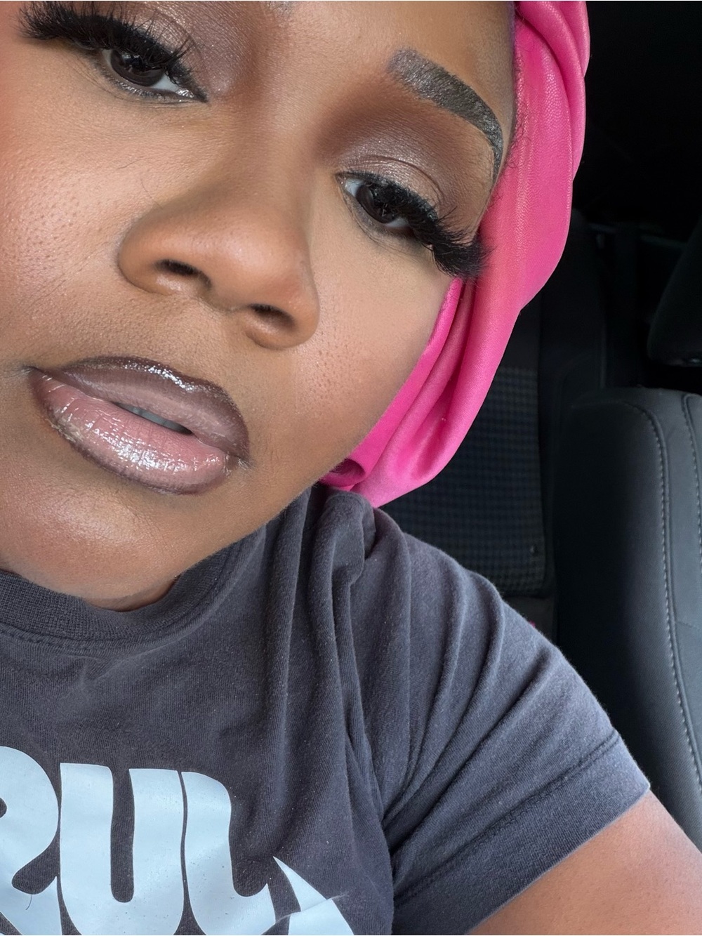 Hydrating Sheer Lip Gloss - Pink Shine